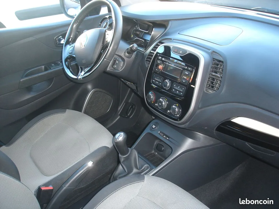 Renault Captur 2015 photo 4