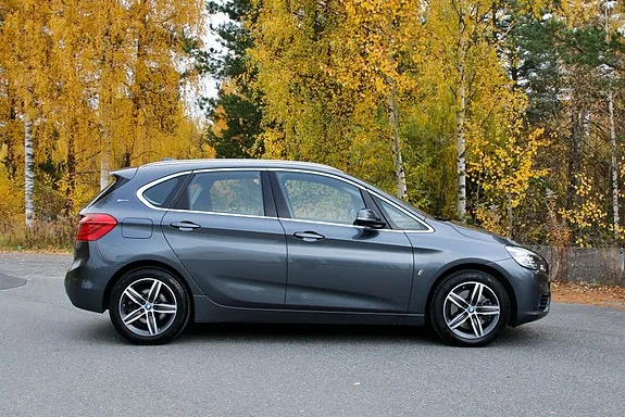 BMW 225Xe 2017 photo 3