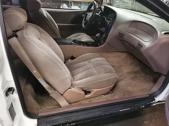 Ford Thunderbird 1994 photo 4