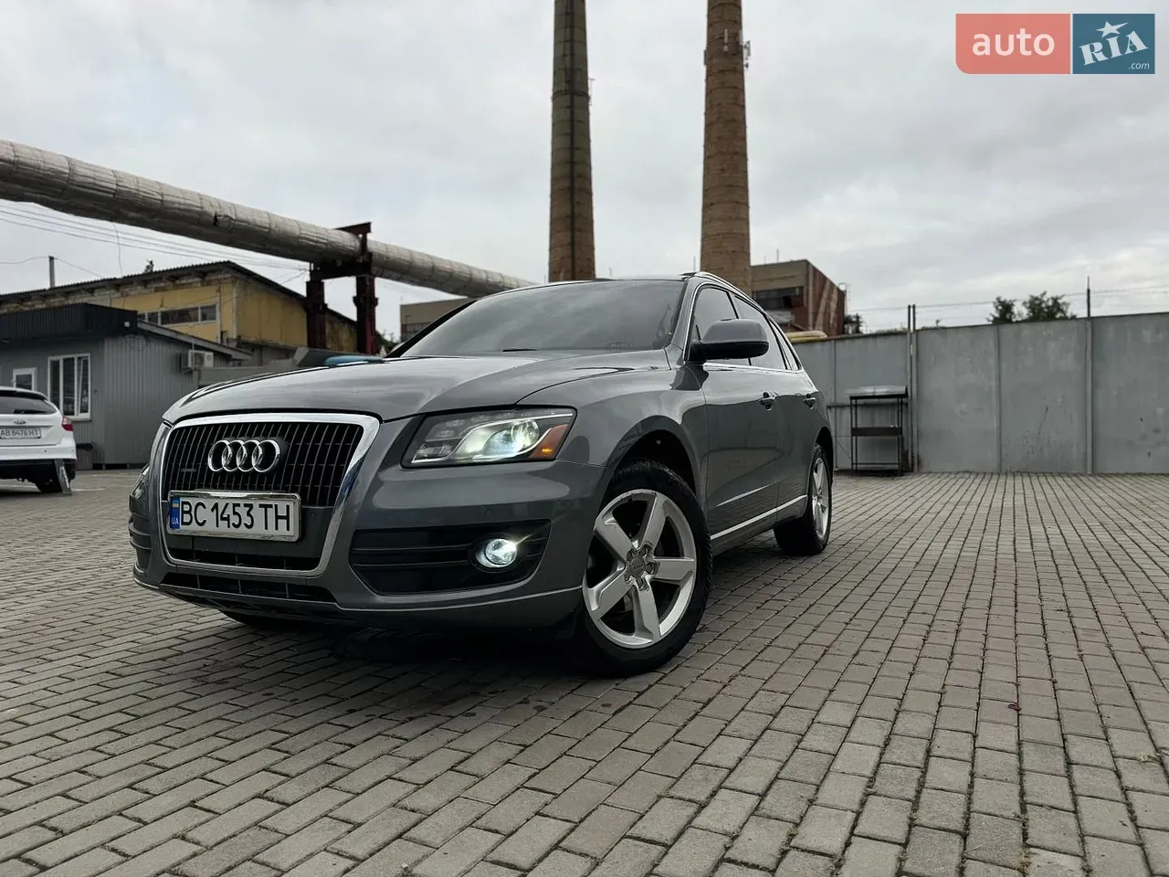 Audi Q5 2012 photo 4