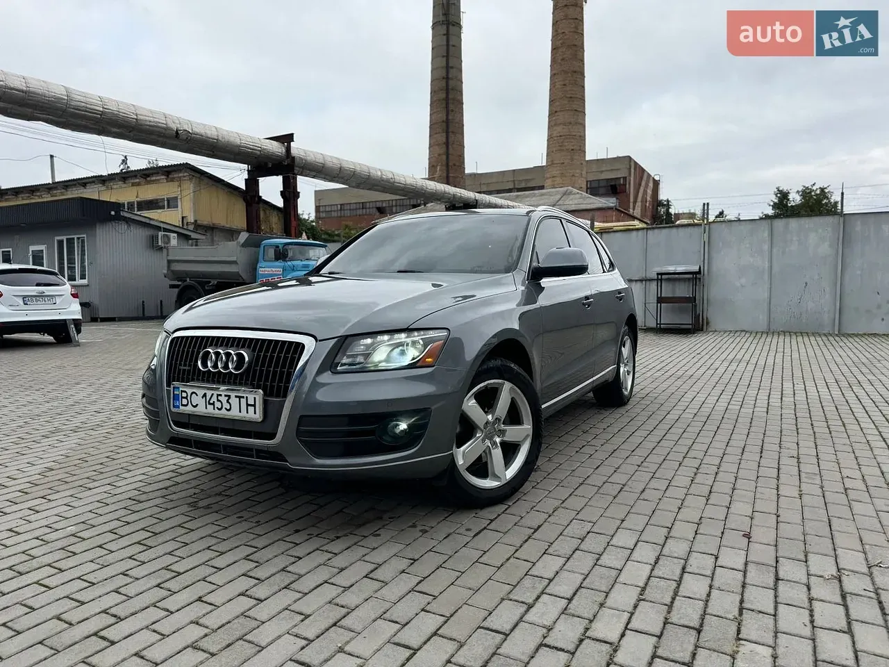 Audi Q5 2012 photo 3