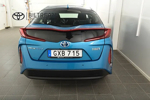 Toyota Prius Plug-In Hybrid 2019 photo 4