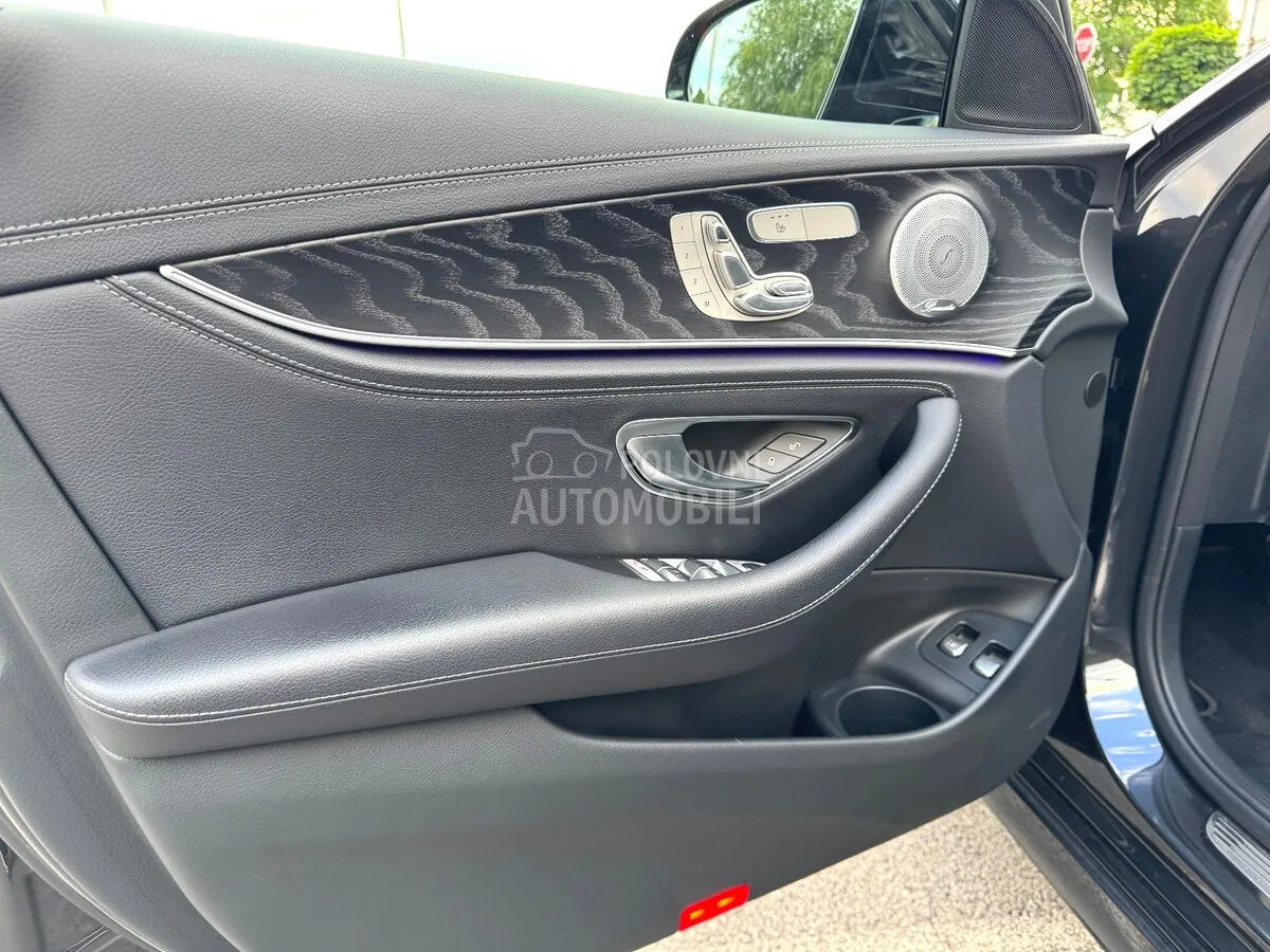 Mercedes-Benz E 300 2020 photo 4