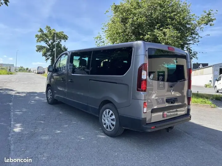 Renault Trafic 2017 photo 4