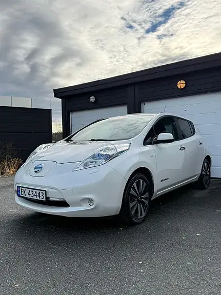 Nissan Leaf 2017 photo 3