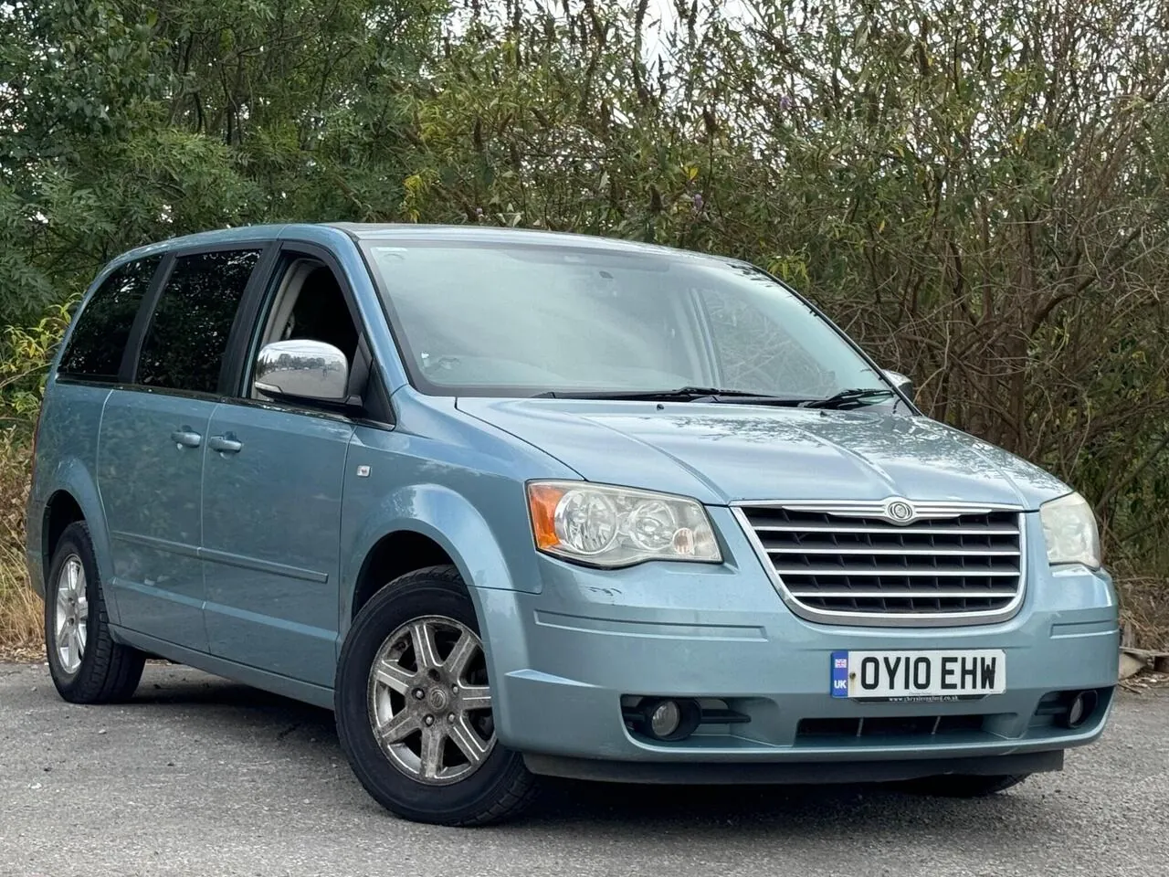 Chrysler Grand Voyager 2010 photo 2