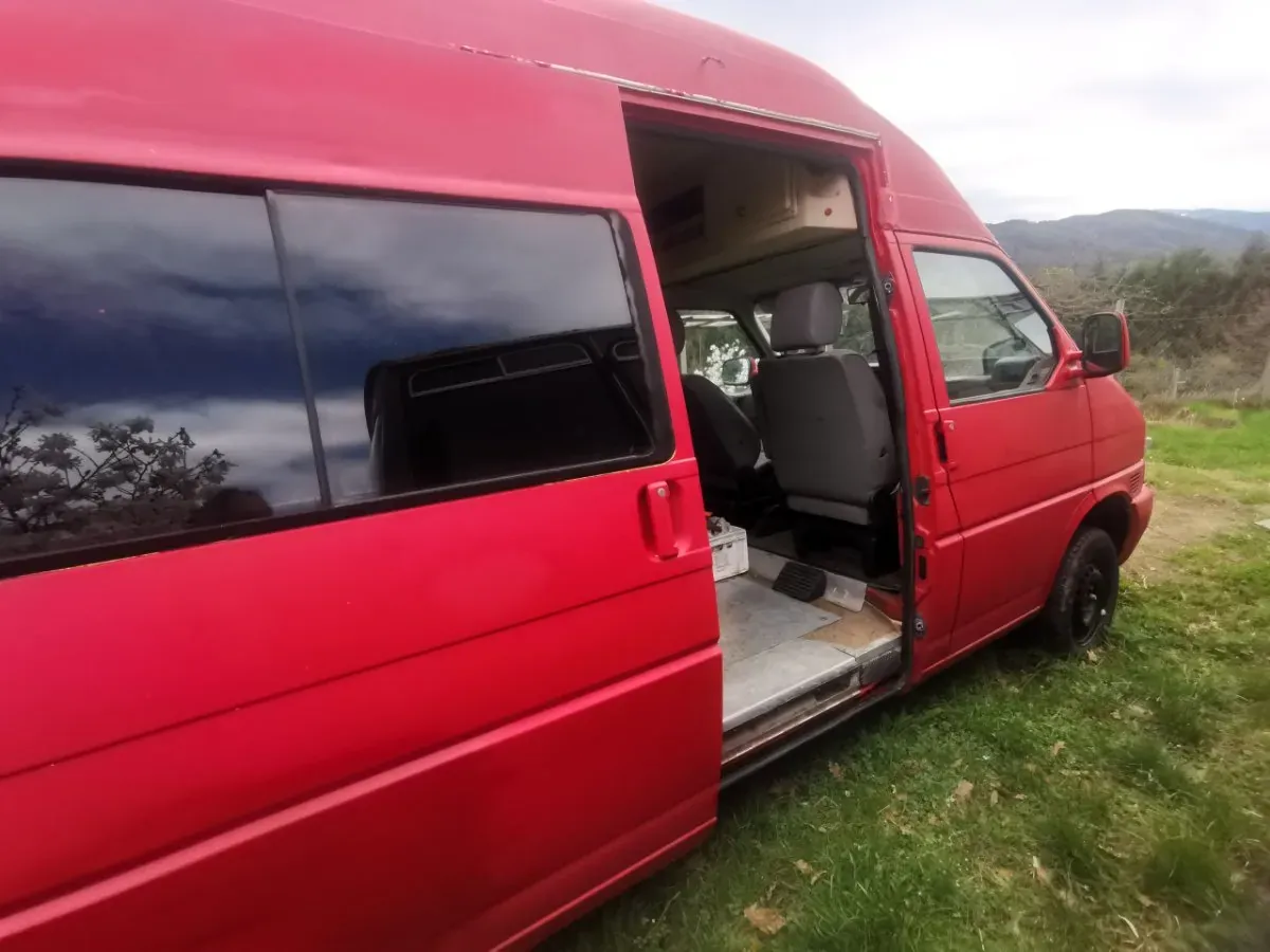 Volkswagen T4 2002 photo 3