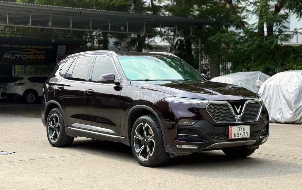Vinfast Lux Sa2.0 2021 photo 2