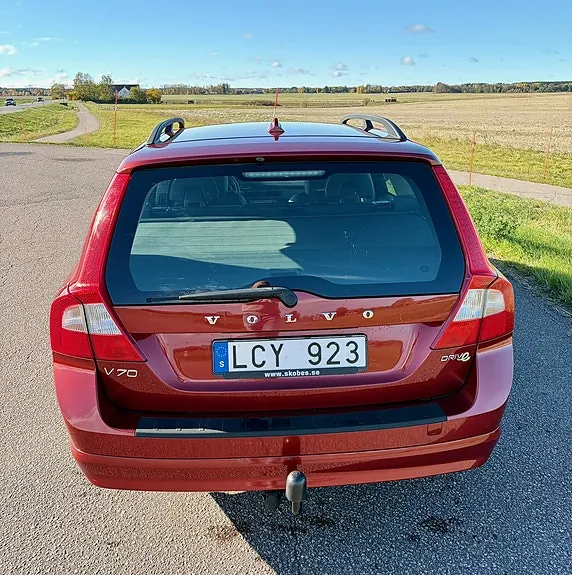 Volvo V70 2011 photo 4