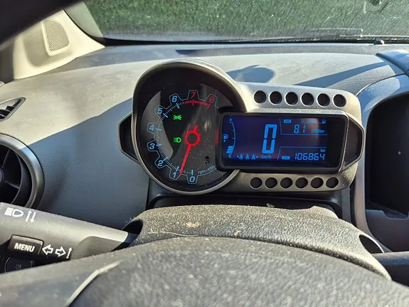 Chevrolet Aveo 2012 photo 3