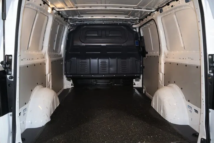 Mercedes-Benz Vito 2024 photo 3