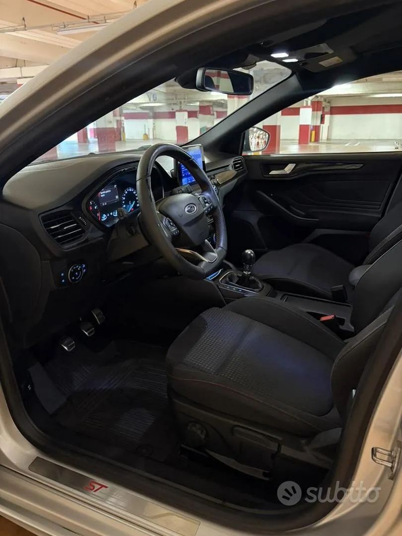Ford Focus 2021 photo 4