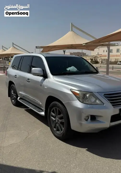 Lexus Lx 570 2010 photo 2