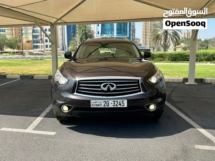 Infiniti Fx35 2016 photo 2