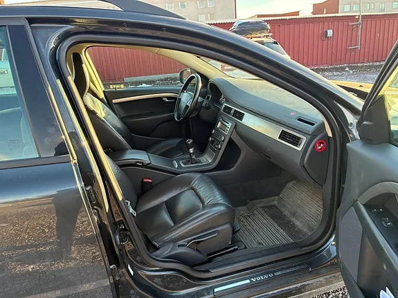 Volvo V70 2009 photo 4