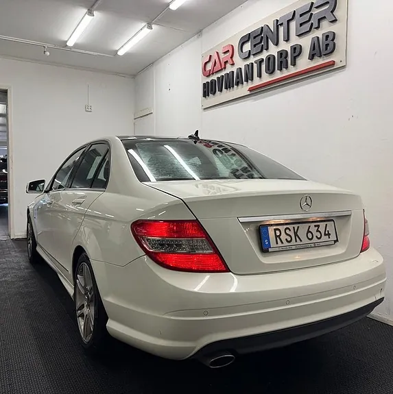 Mercedes-Benz C250 2010 photo 3