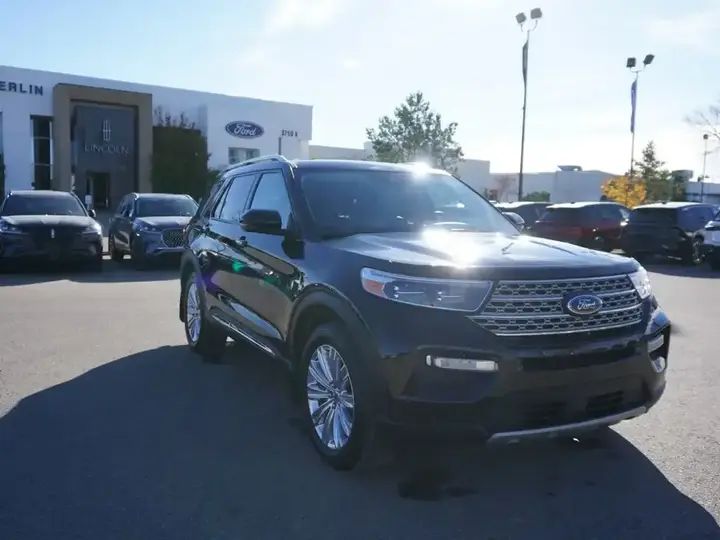 Ford Explorer 2023 photo 5