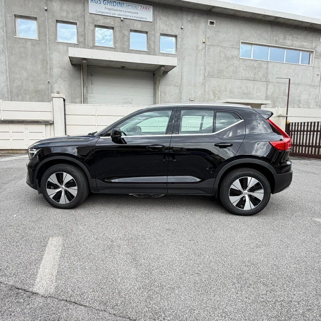 Volvo Xc40 2023 photo 4