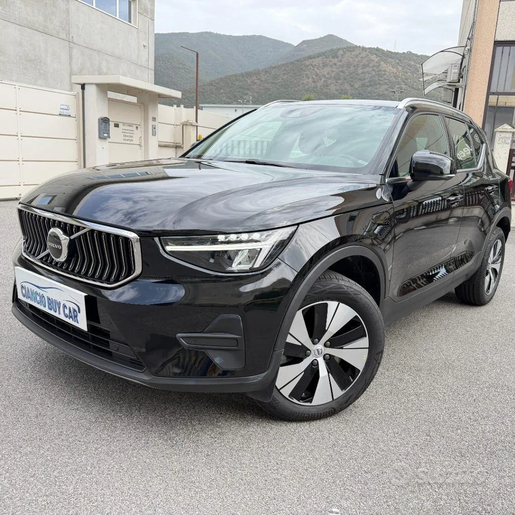 Volvo Xc40 2023 photo 2