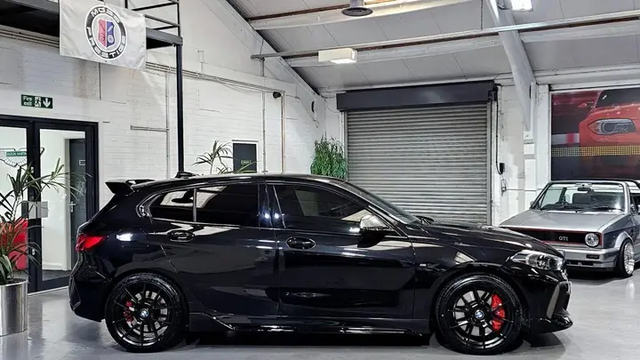 BMW 1 Series 2021 photo 5