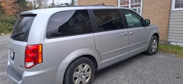 Dodge Grand Caravan 2011 photo 5