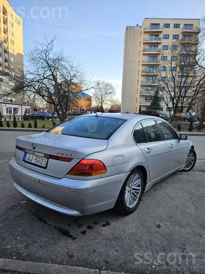 BMW 730D 2003 photo 3