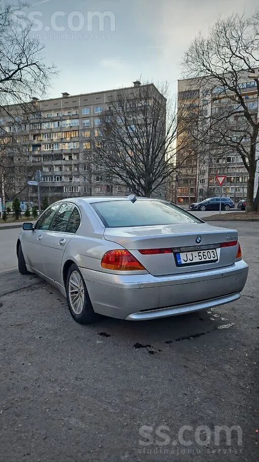 BMW 730D 2003 photo 4