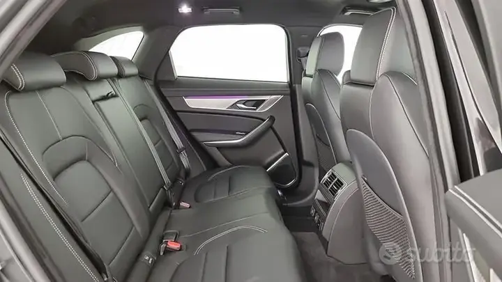 Jaguar F-Pace 2024 photo 5