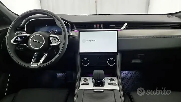Jaguar F-Pace 2024 photo 4