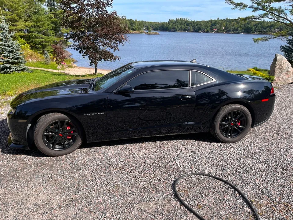 Chevrolet Camaro 2015 photo 2