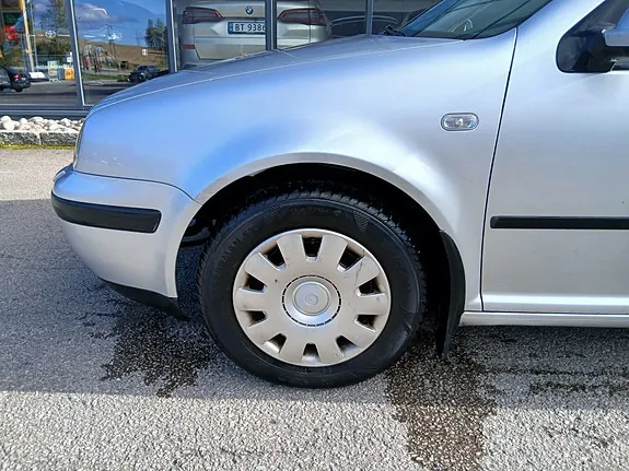 Volkswagen Golf Iv 2002 photo 2