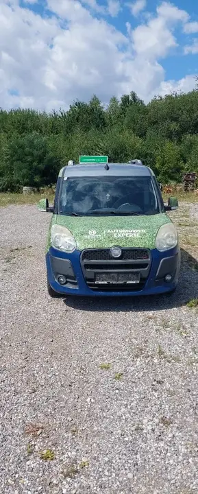 Fiat Doblo 2010 photo 2