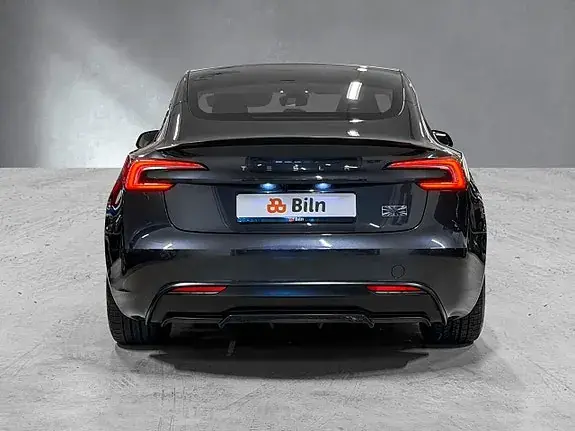 Tesla Model 3 2024 photo 5