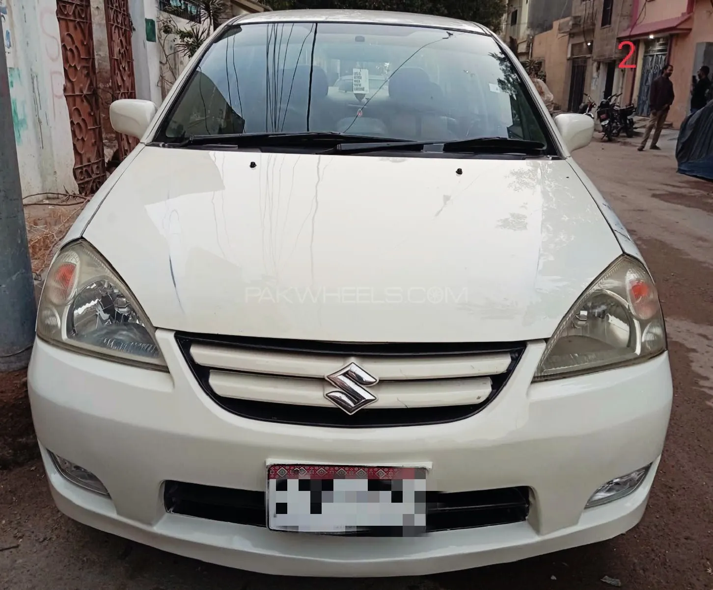 Suzuki Liana