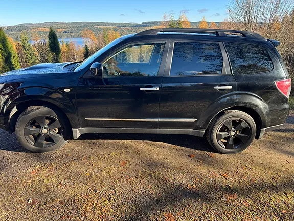 Subaru Forester 2009 photo 2