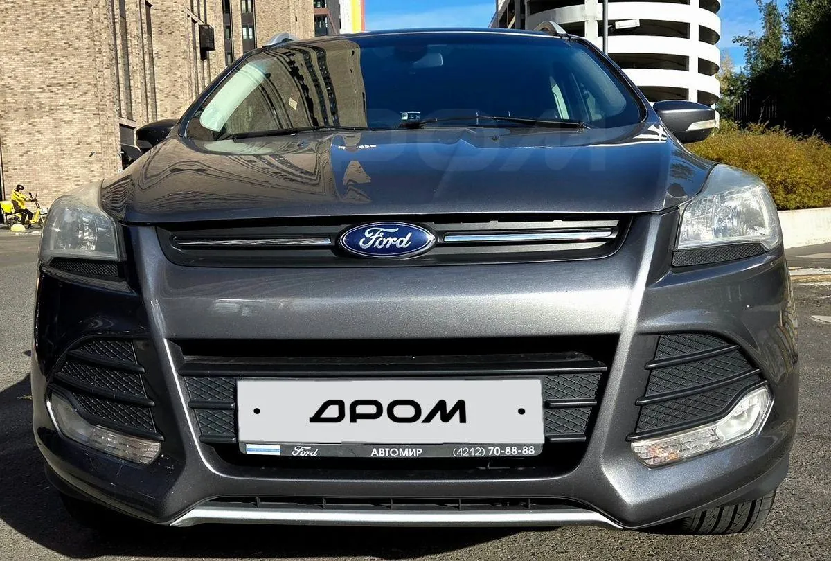 Ford Kuga 2013 photo 2