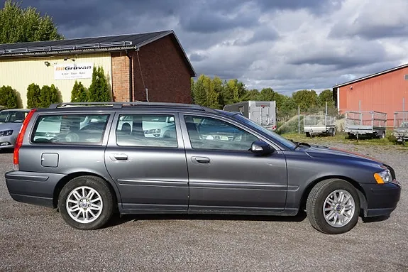 Volvo V70 2007 photo 2