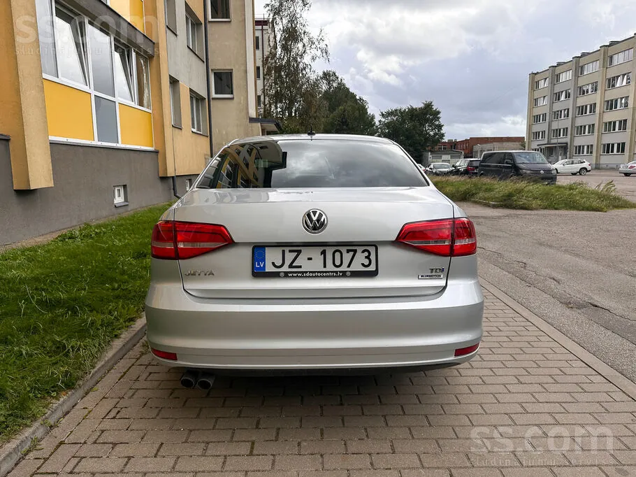 Volkswagen Jetta 2015 photo 5