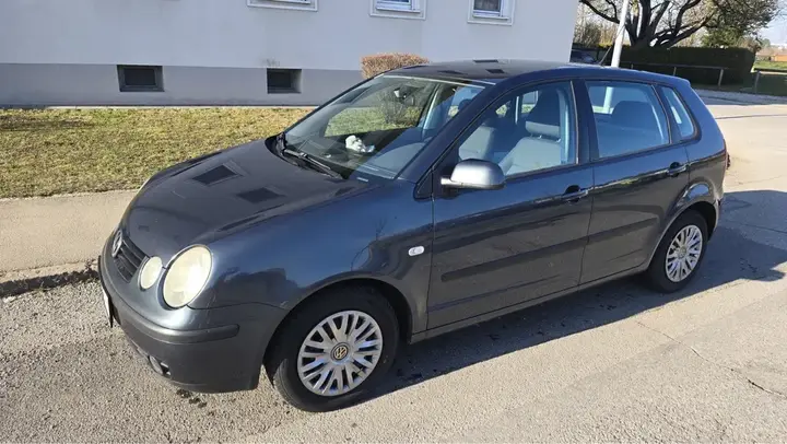 Volkswagen Polo 2003 photo 3