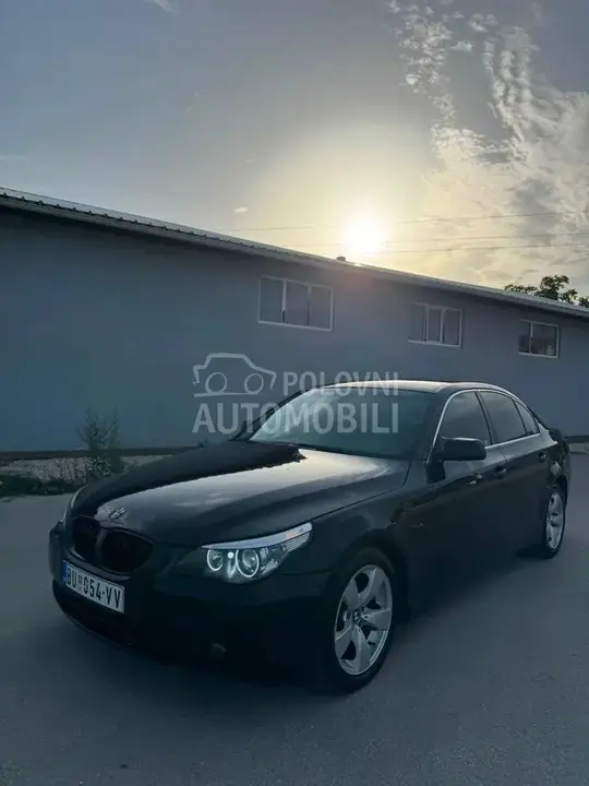 BMW 525