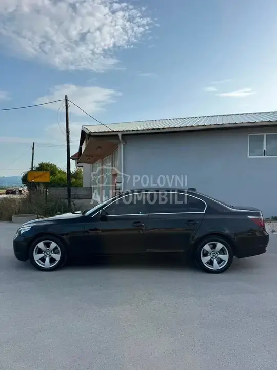 BMW 525 2004 photo 2