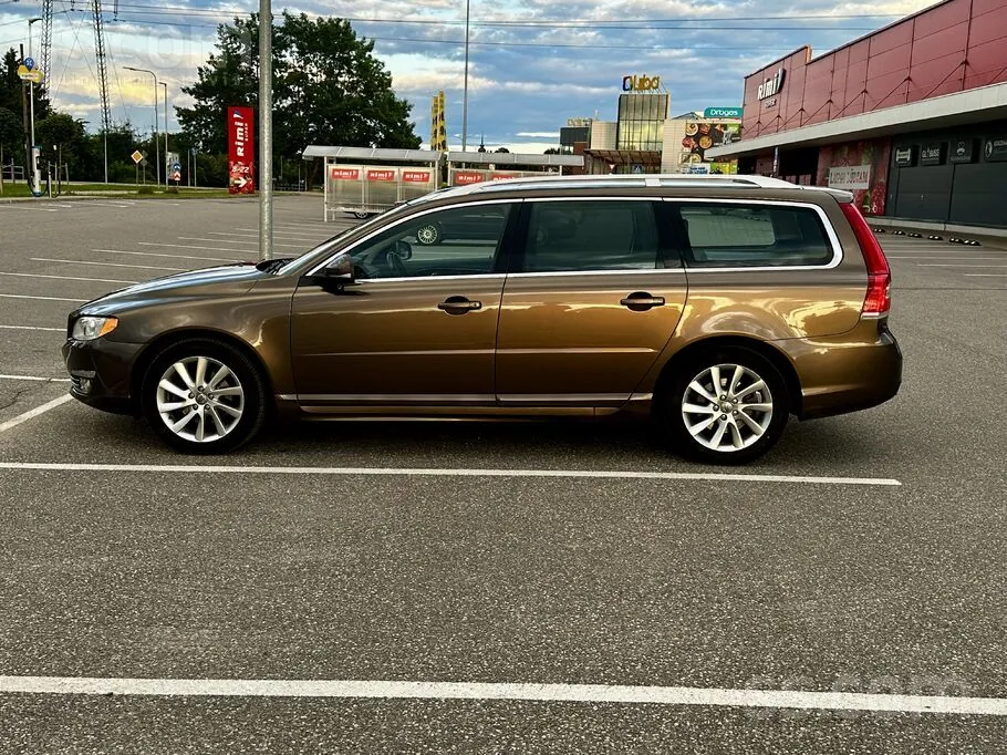 Volvo V70 2014 photo 5