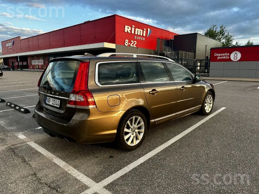 Volvo V70 2014 photo 3