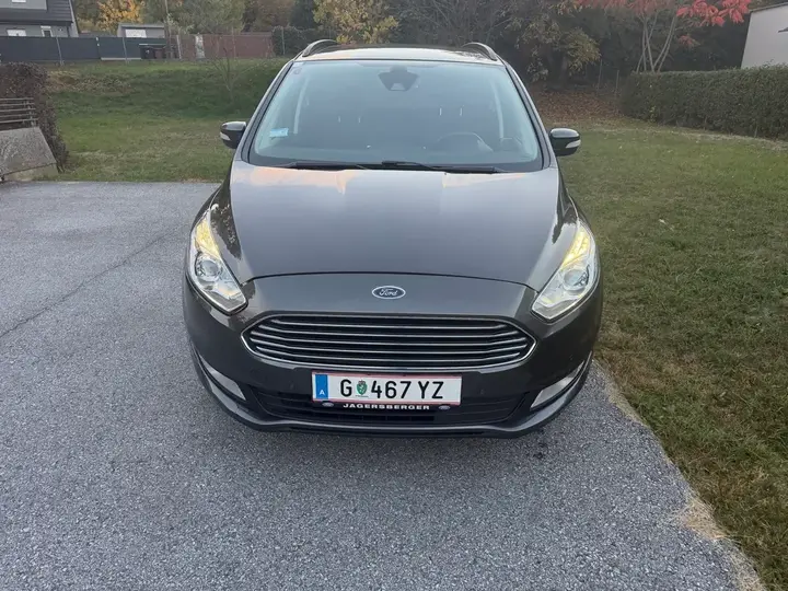 Ford Galaxy 2017 photo 2