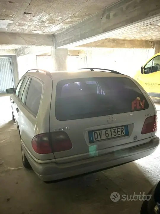 Mercedes-Benz E 2009 photo 3