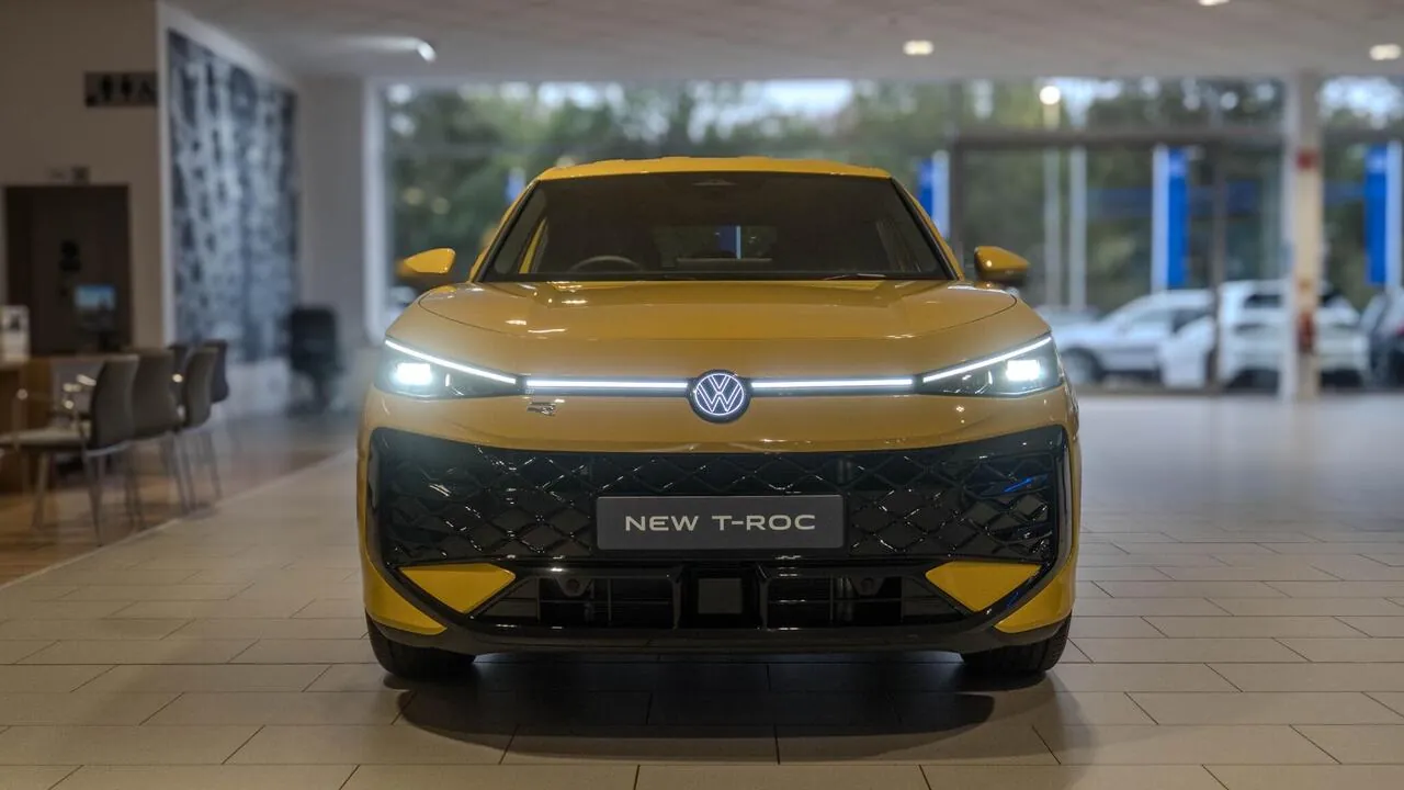Volkswagen T-Roc 2024 photo 2