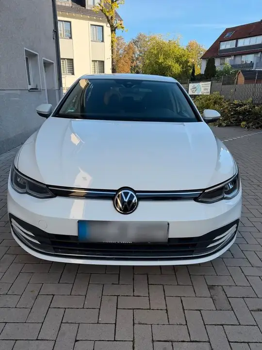 Volkswagen Golf 8