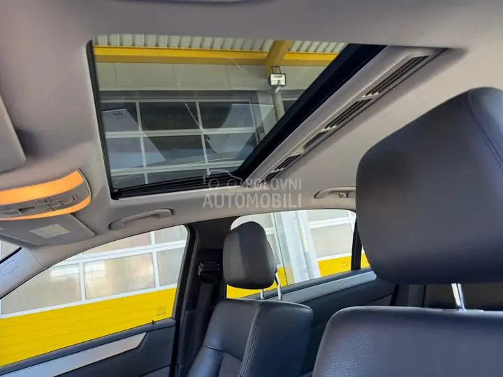 Mercedes-Benz E 250 2013 photo 3