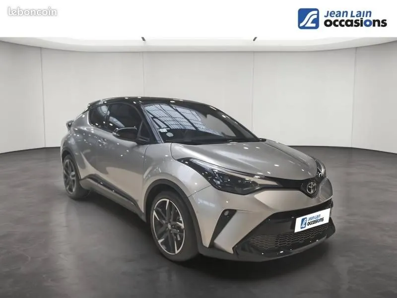 Toyota C-Hr 2023 photo 3