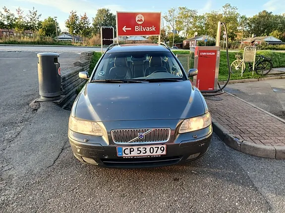 Volvo V70 2005 photo 2